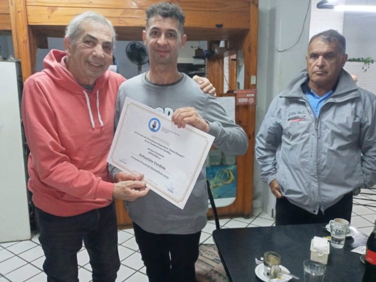 Distinción mensual a deportistas varillenses