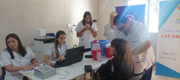 Se colocaron más de doscientas vacunas antigripales ayer