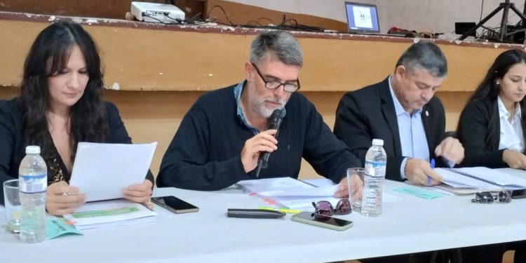 Asamblea de la Cooperativa: en cuatro meses definirán la situación de la planta de gas