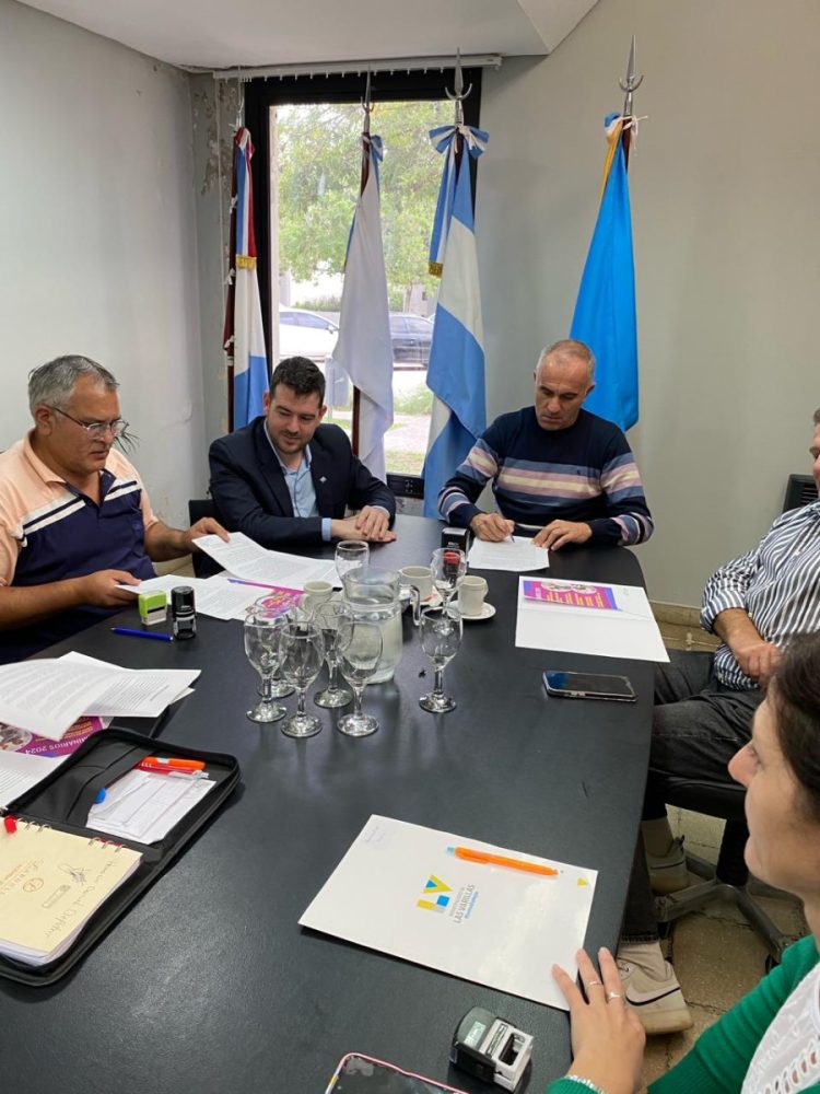 Trabajan en el desarrollo de acciones para la promoción del empleo