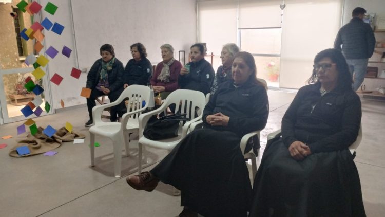 Celebraciones por los 70 años de la Academia  Gloria López Díaz