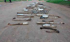 Postergaron para el viernes la destrucción de caños de escape