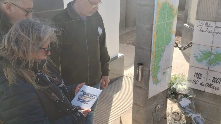 Homenaje en memoria del soldado Jorge Ludueña