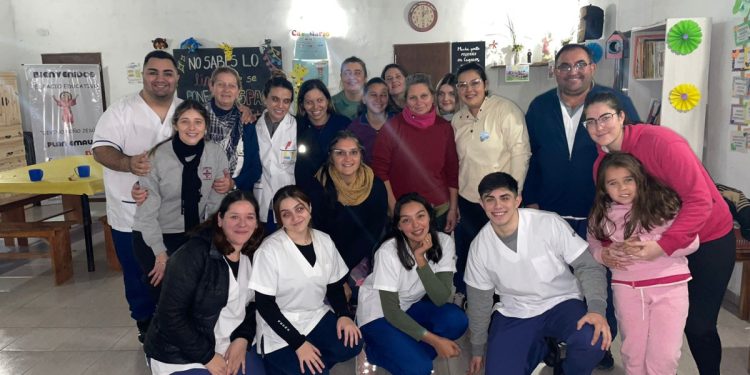 Más de trescientas personas ya se vacunaron contra la gripe en los operativos barriales