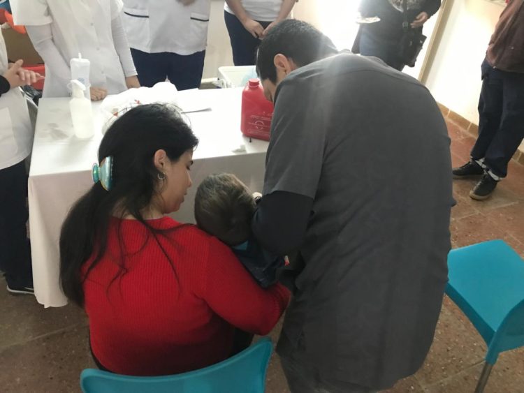 Ciento cuarenta y ocho  personas se vacunaron contra la gripe en los operativos barriales