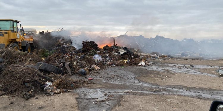 Controlaron incendio en el basural sur