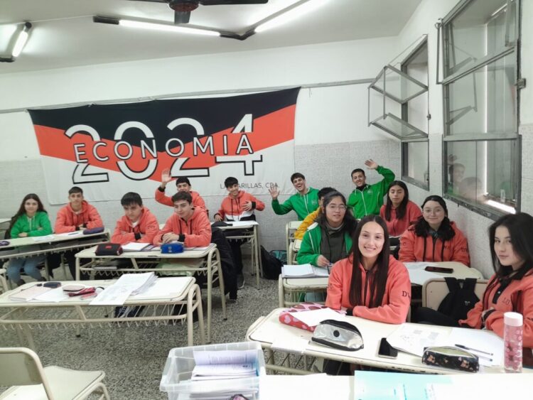 Taller de orientación vocacional en establecimientos educativos