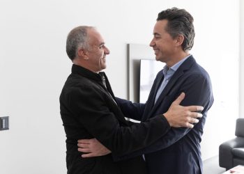 El ministro Manuel Calvo recibió al intendente de Las Varillas