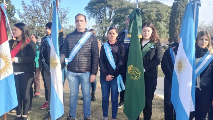 Evocaron los 208 años de la Independencia de nuestro país.