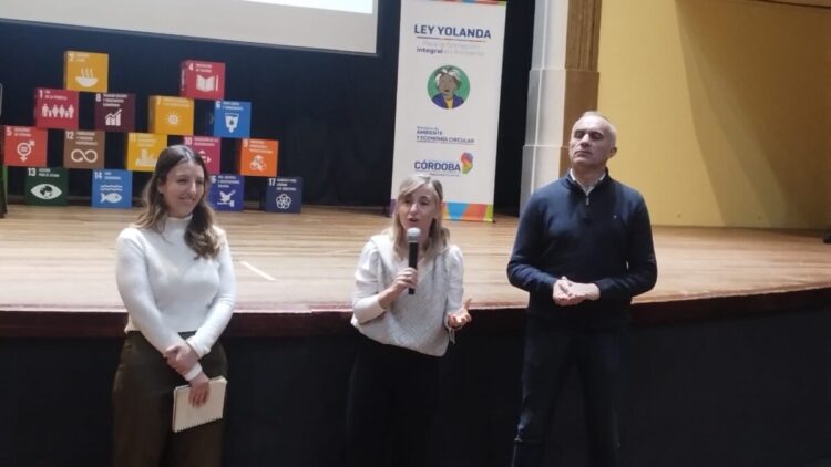 Capacitan  sobre la Ley Yolanda a recolectores y funcionarios municipales