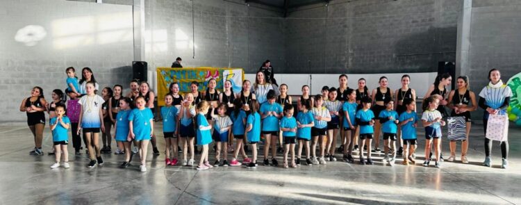 Muestra de ritmo de la Escuela Municipal de Patín