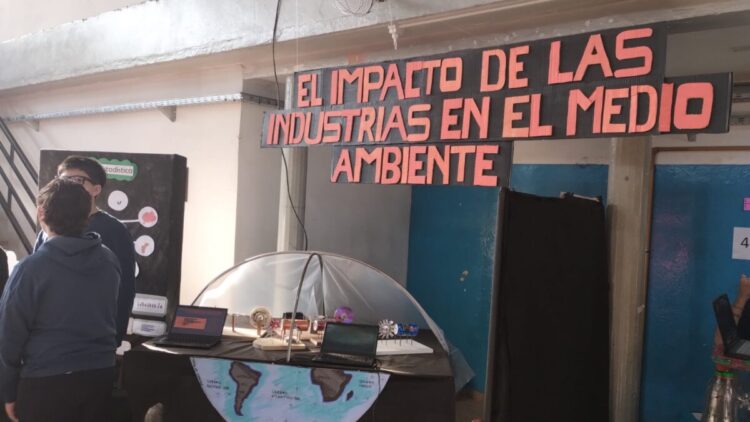 Feria de Ciencias en colegios varillenses