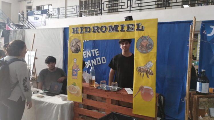 Feria de Ciencias en colegios varillenses