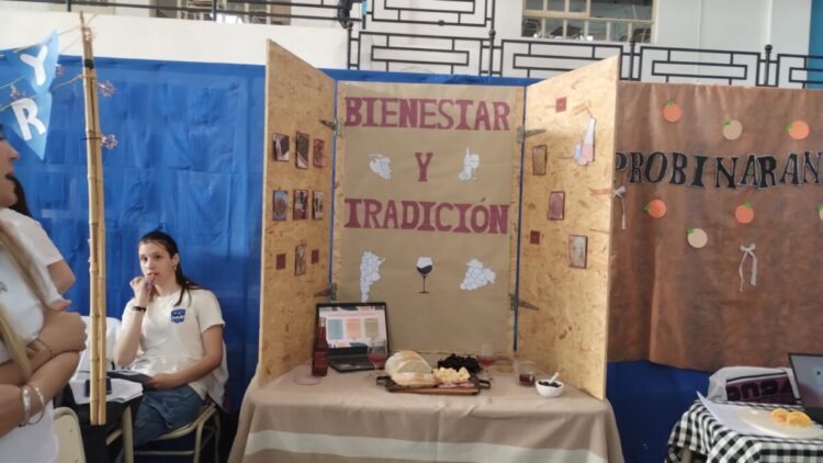 Feria de Ciencias en colegios varillenses