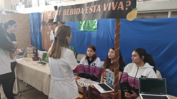 Feria de Ciencias en colegios varillenses