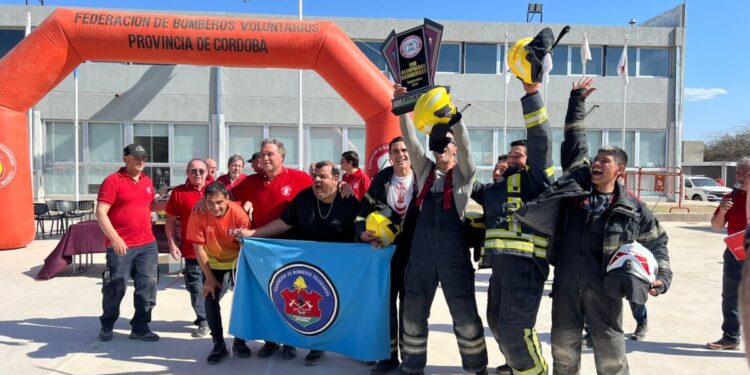 Destacada participación de los bomberos en las habilidades Bomberiles