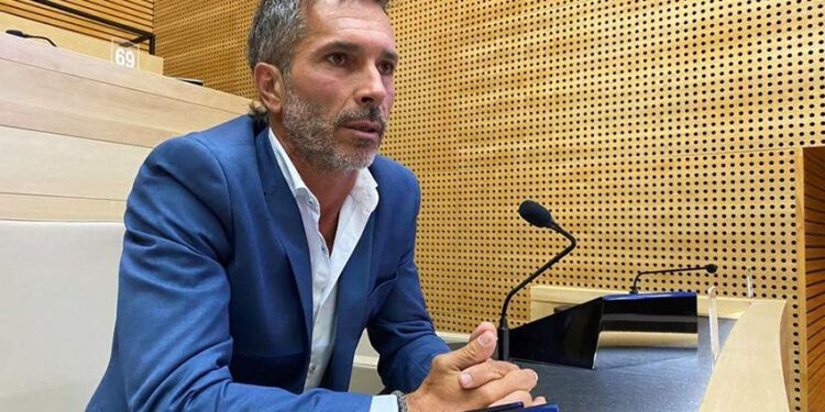 Marcelo Cossar: “el oficialismo de Córdoba legalizó la timba online”