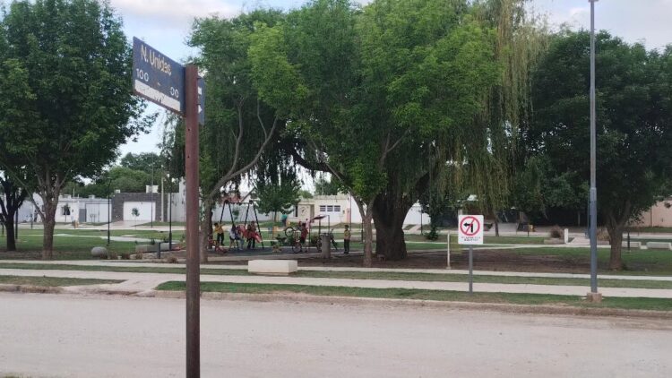 Sentido único por Avellaneda entre Alvear y La Pampa