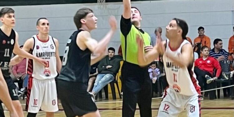 Básquet – Torneo pre Federal …  en un choque de dos tiempos diferentes, la “Trico” debutó con victoria