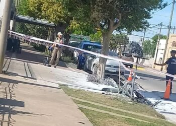 Un motociclista resultó gravemente herido luego de perder el control de su rodado