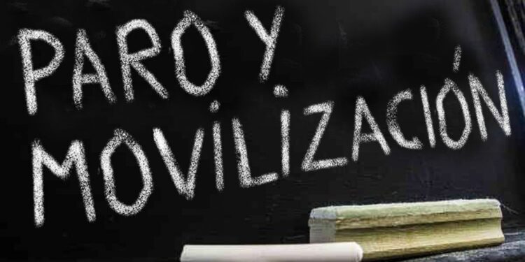 Alta adhesión del paro docente en el nivel primario