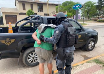 Desarticularon 3 puntos de ventas de droga en Laspiur