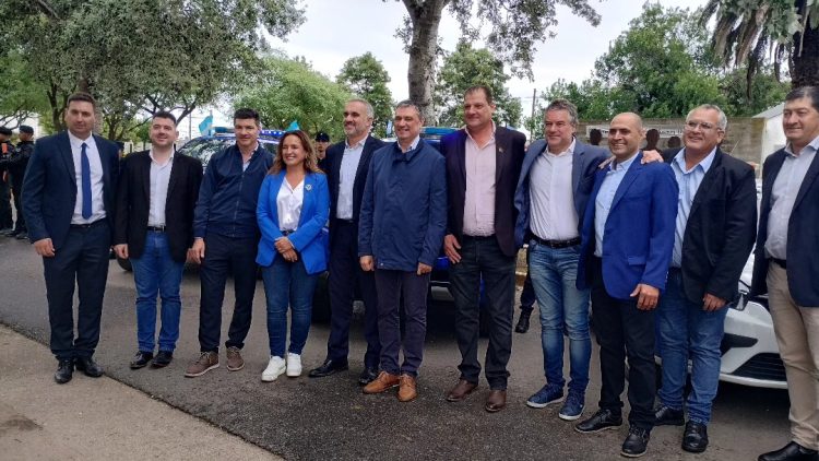 La Vicegobernadora presentó la Guardia Local e hizo entrega de móviles a Policía y municipios