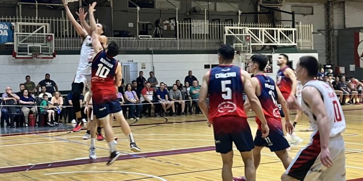 BASQUET – pre FEDERAL: La “Trico” se volvió a quedar con el clásico ante El Ceibo