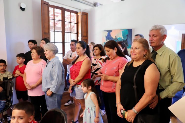 El intendente ofició por primera vez un matrimonio