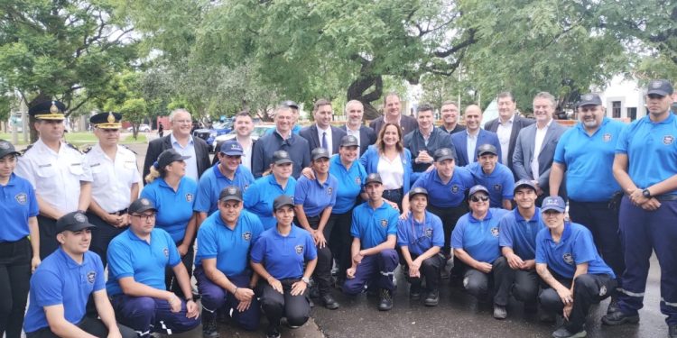 La Vicegobernadora presentó la Guardia Local e hizo entrega de móviles a Policía y municipios