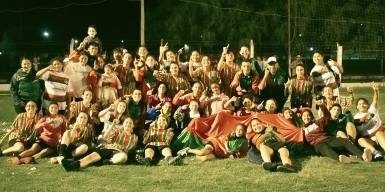 Fútbol Femenino: En una finalísima tan pasional como polémica, Recreativo de San Bartolomé se llevó el título 2024 de la Sur
