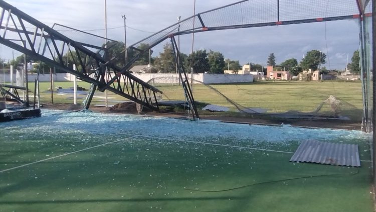 Temporal: severos daños en las canchas de pádel del Huracán