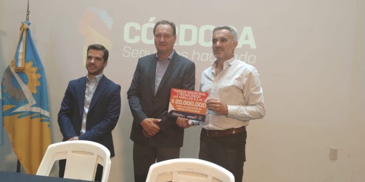 Parques industriales de Las Varillas y Alicia recibieron aportes provinciales