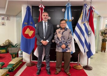 Daniele se reunió con los embajadores de Indonesia y Vietnam