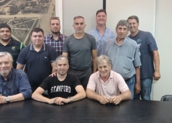 Entregaron aportes a instituciones deportivas