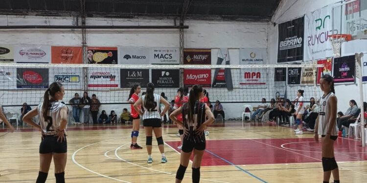 Culminó la Copa Ciudad de Vóley