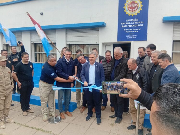 Llaryora realizó importantes anuncios en Laspiur e inauguró destacamento de Patrulla Rural