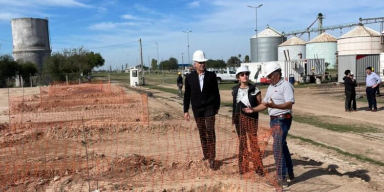 La Rectora de la UPC visitó la obra de construcción de la sede local