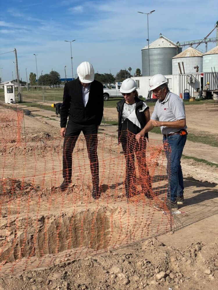 La Rectora de la UPC visitó la obra de construcción de la sede local