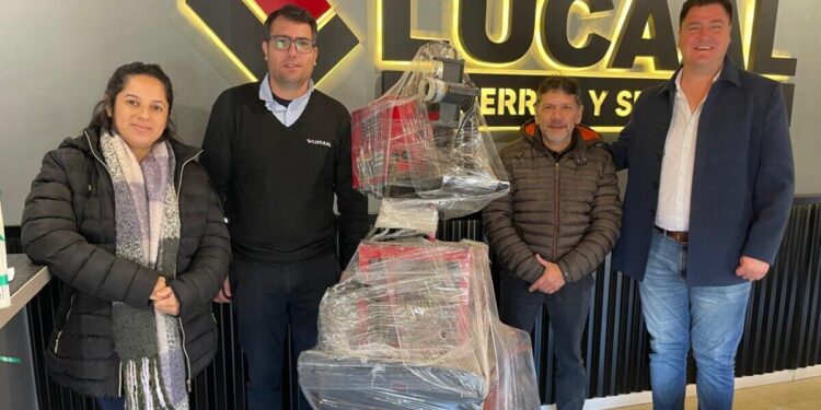 Dos empresas cedieron en comodato soldadoras a la municipalidad