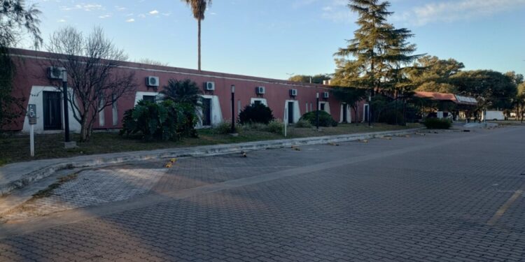 Locales comerciales y ambicioso proyecto para el inmueble del ex Gran Hotel (audio entrevista)