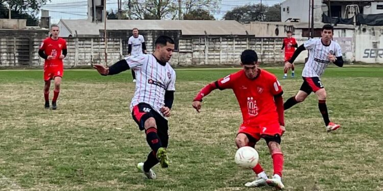 Almafuerte ganó y se mantiene como líder del torneo clausura de la zona sur