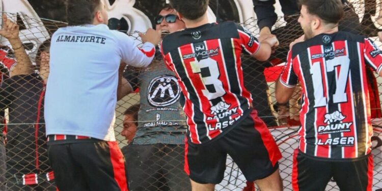 Fútbol Mayor… El Superclásico fue Tricolor