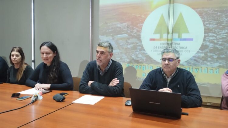 La Cooperativa anunció importantes obras para energía eléctrica e internet