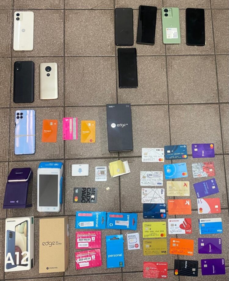 Allanamientos con detenciones por delito de estafas ocurridos en Las Varillas, entre otras ciudades