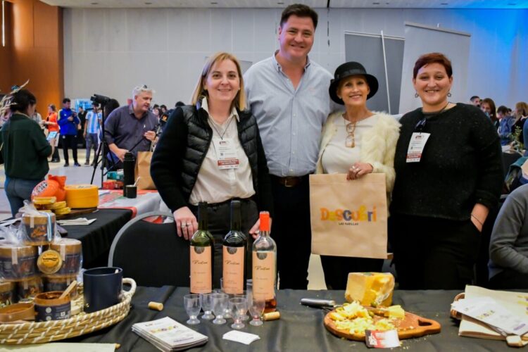 Las Varillas participó en la principal feria de turismo en Córdoba