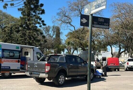 Choque entre moto y camioneta en nuestra ciudad