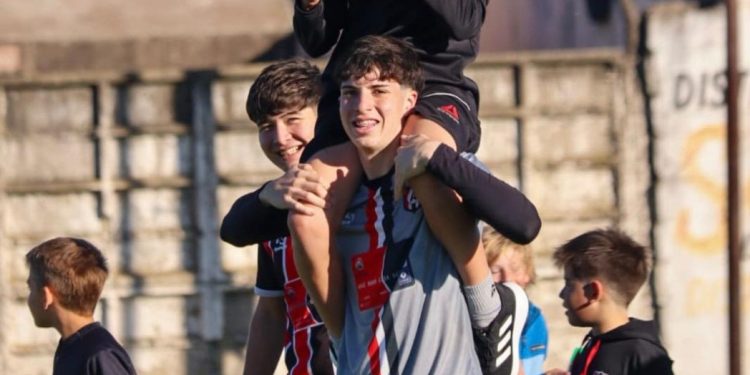 Futbol infantil: Almafuerte gritó campeón de la Zona Sur