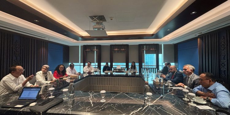 El intendente Mauro Daniele se reúne con la cúpula de Kadin, la Cámara de Comercio e Industria más importante de Indonesia