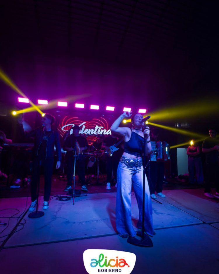 Fin de semana con gran convocatoria en la muestra de Alicia